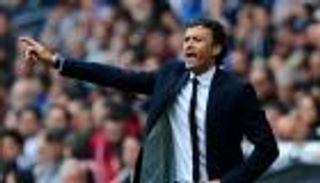 برشلونة يخطط لتكريم إنريكي وينفي تحديد خليفته