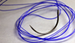 خيوط جراحية ذكية تراقب المرضى وتنقل البيانات للهاتف 