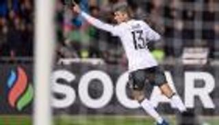 مولر يعادل رقم بيرهوف رغم موسمه السلبي