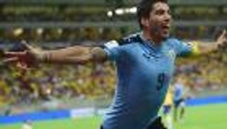 لاعب أوروجواي: عودة سواريز تقلل صعوبة مواجهة بيرو