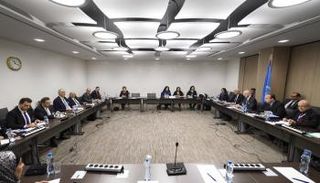 جانب من مفاوضات جنيف 5