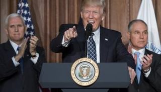 الرئيس الأمريكي دونالد ترامب