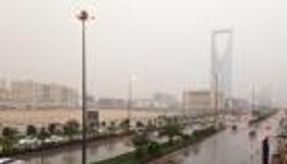 حزام سحابي بأمطار رعدية في السعودية الأربعاء