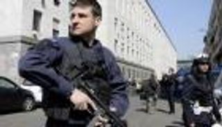 إيطاليا تعتقل 4 بينهم قاصر بعد مراقبة هواتف عدة أشهر