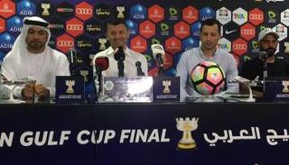 مدرب الشباب الإماراتي