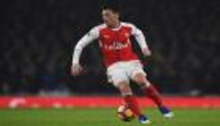 أوزيل يحدد نقطة ضعفه ويعترف بتراجع أدائه