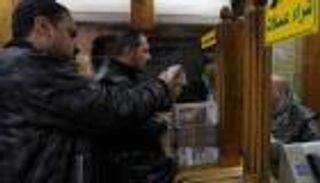 مصر.. استقرار الدولار خلال أسبوع.. وخفض "الجمركي" لشهر