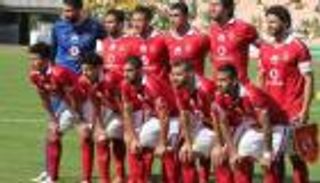 عروض خليجية وصينية وأمريكية لنجم الاهلى المصرى