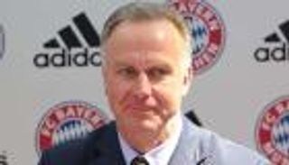 رومينيجه يستبعد فريقا واحدا من التتويج بدوري الأبطال