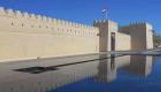 عرض مسرحية "طوي بخيتة" في قصر المويجعي بالعين