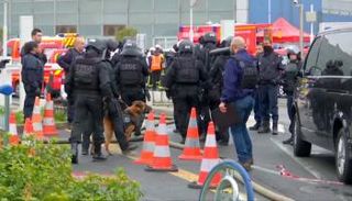  المطارات والمحطات النووية في حالة تأهب (التيليجراف)