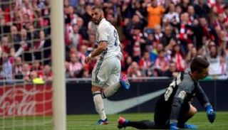 بنزيمة مهاجم الريال