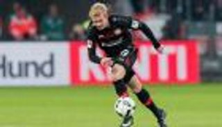 والد براندت يحيي آمال ليفربول في ضمه