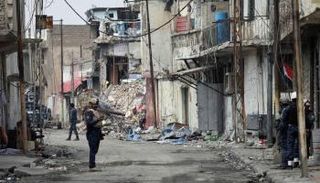 منازل وجنود