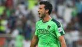 سداسية وج تتوج مئوية السومة مع الأهلي