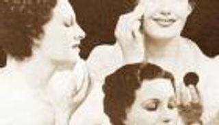 بالصور.. أغرب عادات التجميل عبر التاريخ