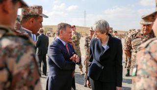 تيريزا ماي خلال لقائها مع الملك عبد الله