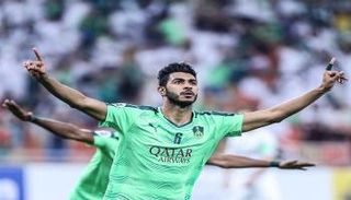لاعب الأهلي
