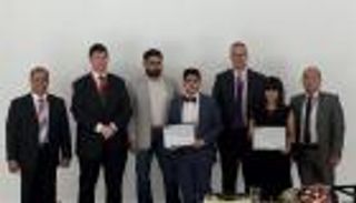 جامعة مانشستر تُكرّم إماراتيين لنبوغهما العلمي اللافت