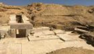 بعثة الآثار المصرية تحدد هوية صاحب الهرم المكتشف بدهشور