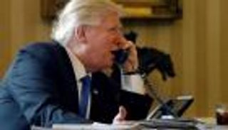 ترامب يقيل مستشاره بانون من مجلس الأمن القومي