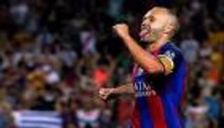 4 لقطات تاريخية في "700" مباراة لإنييستا مع برشلونة