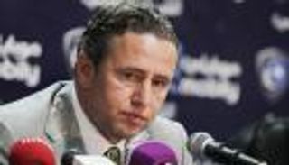 الوحدة الإماراتي يوضح حقيقة التعاقد مع ريجيكامب