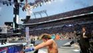 شين ماكمان يفشل في الثأر من ستايلز ويتلقى هزيمة قوية