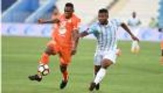 الشارقة يضع بني ياس على أعتاب الهبوط