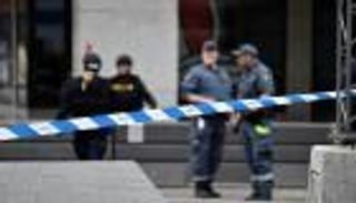 شرطة النرويج تعمم حمل السلاح بعد اعتداء السويد