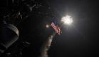 مطالبات لمجلس الأمن بمناقشة قصف سوريا.. ومسؤول أمريكي: الضربة "منفردة"