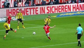 ريبيري يحتفل بالهدف