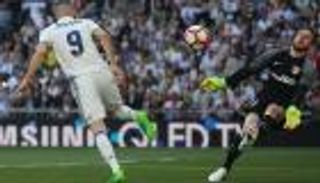 أوبلاك يمنح زميله لقب صاحب التصدي الأفضل في الديربي