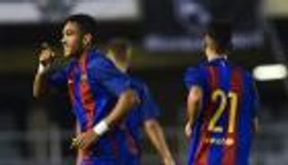 دورتموند يفكر في لاعب أكاديمية برشلونة لتدعيم هجومه