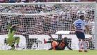 فالنسيا يحقق أول 3 انتصارات متتالية في الليجا