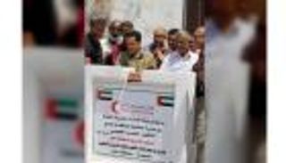 الهلال الأحمر الإماراتي يدشن مشاريع في محافظة لحج