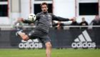 هوملز يؤكد غيابه عن بايرن أمام ريال مدريد