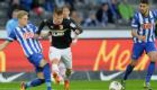 هيرتا برلين يعزز آماله الاوروبية بالفوز على اوجسبورج