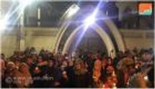 مسلمون يضيئون "شموع الوفاء" لضحايا طنطا