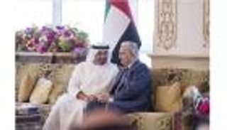 محمد بن زايد يستقبل خليفة حفتر والرئيس الصومالي