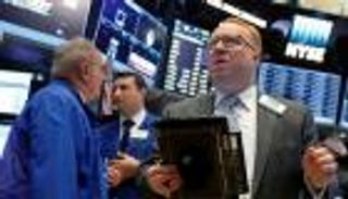 تقلبات في بورصات العالم بعد الهجمات الإرهابية بمصر 