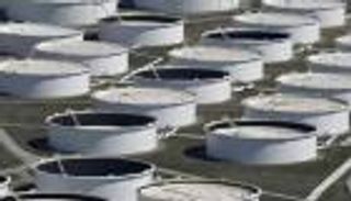 تزايد الإنتاج الأمريكي يهبط بأسعار النفط 