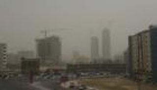 رياح سريعة مثيرة للأتربة في مكة.. والرؤية أقل من كيلو