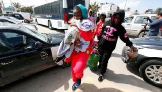 سيدة إفريقية 