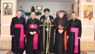 البابا تواضروس مع وفد الفاتيكان