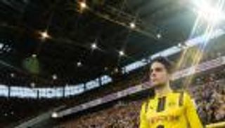 بارترا يجري عملية ناجحة بالذراع