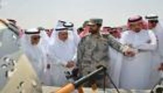 "الشورى السعودي" يتفقد الاستعدادات الأمنية بالقرب من حدود العراق