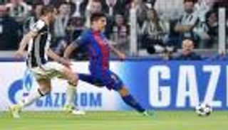 المدير الرياضي لبرشلونة يرفض الاستسلام