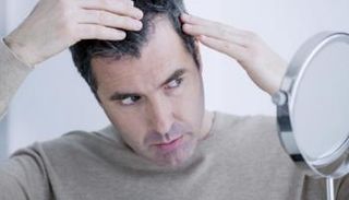  الدراسة تربط الشيب بأمراض القلب لدى الرجال