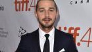 نجم "المتحولون" يعيش منعزلا في كوخ بتجربة فنية جديدة